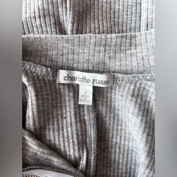 Charlotte Russe Gray Ribbed Bodysuit w/ Cut Out Shoulders - Picture 6 of 6
